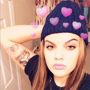 Meet your Posher, Joy